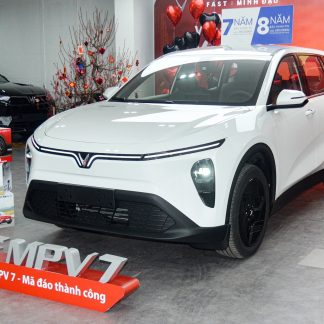 Vinfast MPV7 6 chỗ
